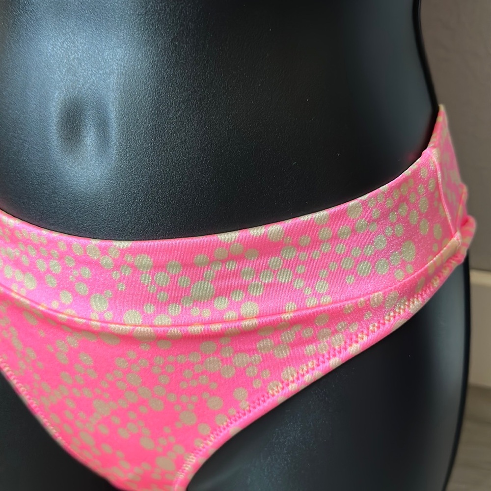 Pink Polka Dot swimsuit set. - Picture 4 of 13